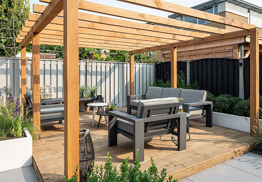 Schommels, pergola's en meer