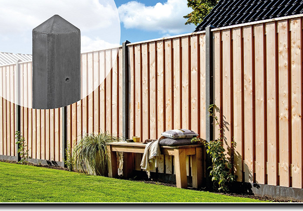 Montage van hout en betonschutingen
