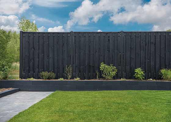 Zwarte tuinschermen plaatsen Ossehaar in Coevorden